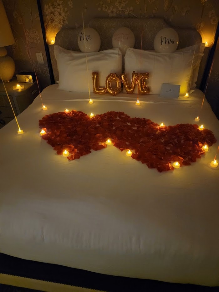 Just Married – Honeymoon Night setup photo 1